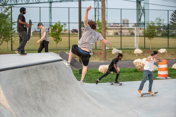 Detroit Michigan États Unis 2019 Les Patineurs Pratiquent Leur Habileté — Photo