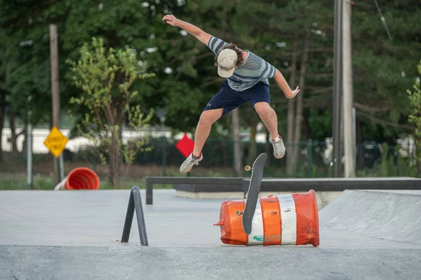 Detroit Michigan Usa 2019 Skater Üben Tricks Auf Skateboards Der — Stockfoto