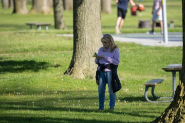 Harrison Township, Michigan, ABD - 20 Mayıs 2020: Covid-19 Corona Virüsü sırasında Michigan Metro Parkı etkinliği.