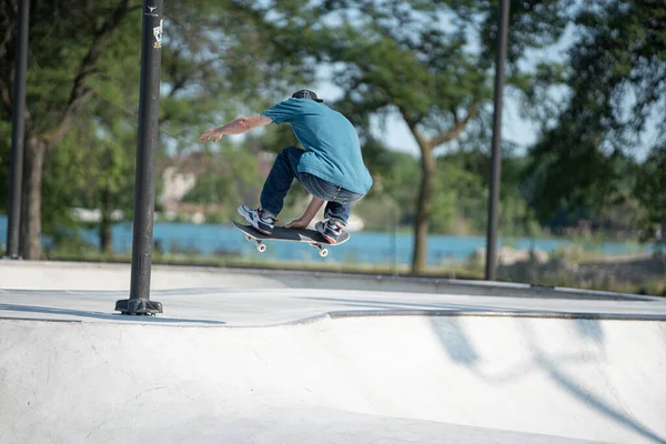 Detroit Michigan Estados Unidos 2019 Los Patinadores Practican Sus Trucos — Foto de Stock