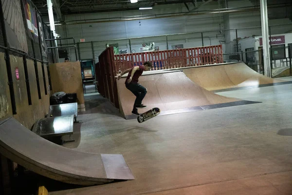 Royal Oak Michigan Usa 2019 Skaters Bikers Practice Tricks Indoor — Stock Photo, Image