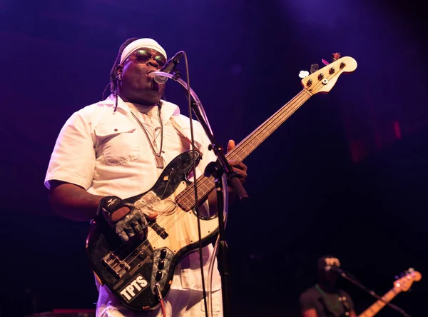 Orlando, Florida, ABD - 09.01.2018: Trae Pierce ve Rahibe Hazel 'ın T Stones açılışı Orlando, Florida' daki House of Blues 'da canlı performans sergiledi.