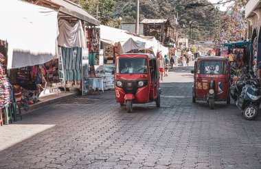 Vietnam şehrindeki sokak.