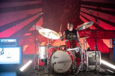 Detroit, Michigan, ABD - 10.20.2018: Clutch özel konuk Sevendust ve açılış grubu Tyler Bryant ve the Shakedown ile Detroit Fillmore 'da canlı performans sergiliyor