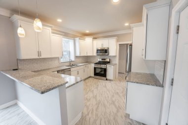 Yeni ev tamamlandı ve satışa hazır.