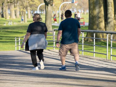Harrison Township, Michigan, ABD - 20 Mayıs 2020: Covid-19 Corona Virüsü sırasında Michigan Metro Parkı etkinliği.