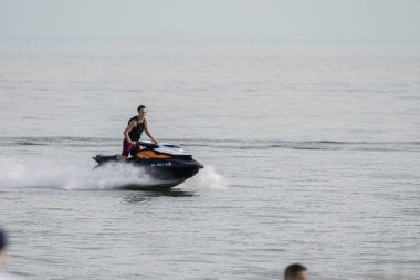 Harrison Township, Michigan - ABD - 05.27.2020: Corona Virüsü sırasında Michigan Metro Parkı etkinliği.