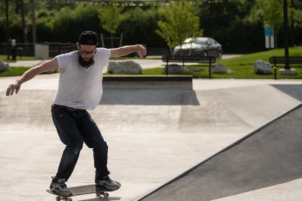 Detroit Michigan Estados Unidos 2019 Los Patinadores Practican Sus Trucos — Foto de Stock