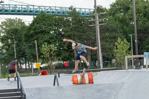Detroit Michigan Usa 2019 Εξάσκηση Στους Skaters Skate Boards Στο — Φωτογραφία Αρχείου
