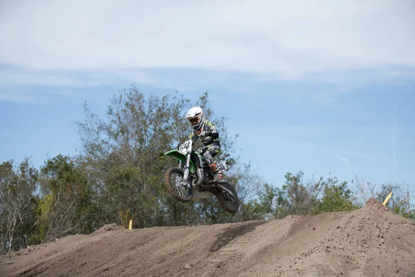 Orlando Florida Usa 2018 Motocross Fahrer Üben Einem Sonnigen Tag — Stockfoto