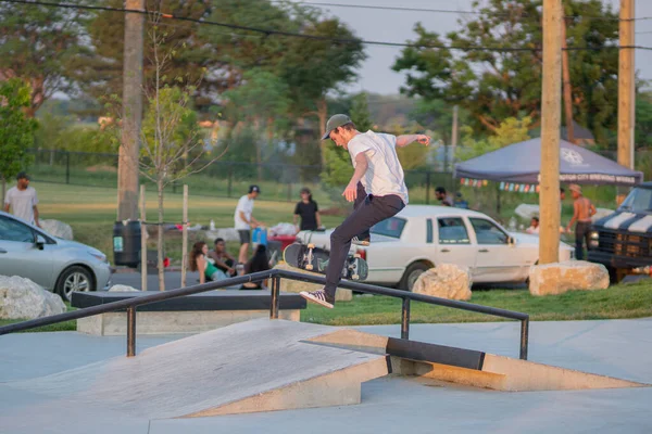 Detroit Michigan Eua 2019 Skaters Executando Truques Parque Skate Detroit — Fotografia de Stock