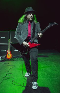 Detroit, Michigan, ABD - 12.28.2019: Detroit Fillmore 'da RATT için özel konuk olarak sunucu 