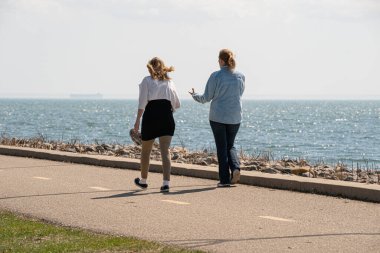 Harrison Township, Michigan, ABD - 08 Nisan 2020: Covid-19 Corona Virüsü sırasında Michigan Metro Parkı etkinliği.