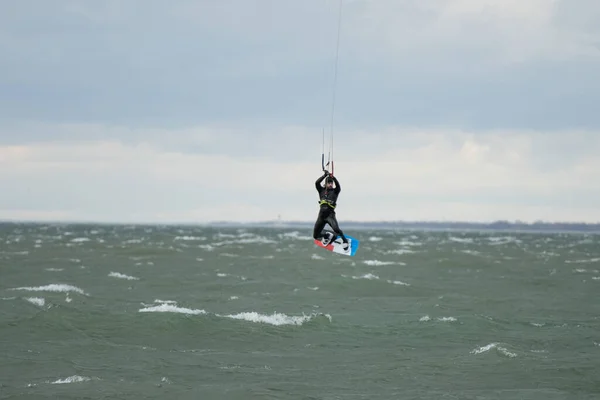 Kite Boarder Man Practice Ocean Water Usa 2020 Michigan Metro — Stockfoto