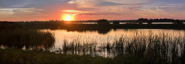 Pôr Sol Lago — Fotografia de Stock