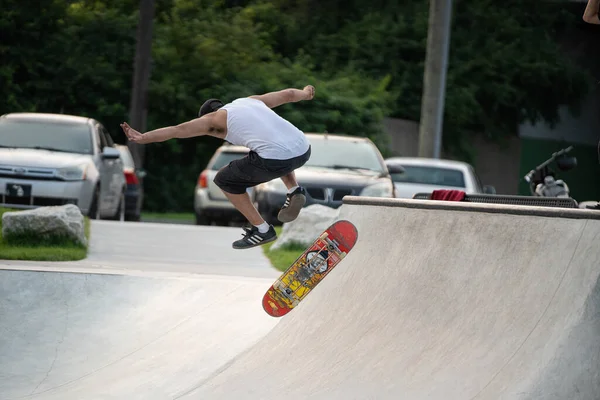 Detroit Michigan Usa 2020 Skater Und Biker Üben Während Des — Stockfoto