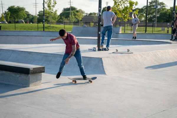 Detroit Michigan Usa 2020 Skater Und Biker Üben Während Des — Stockfoto