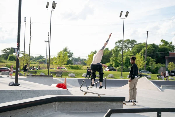 Detroit Michigan États Unis 2020 Des Patineurs Des Motards Entraînent — Photo