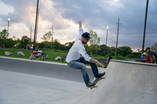 Detroit Michigan Usa August 2020 Skaters Practice Tricks Outdoor Skate — Stock Photo, Image