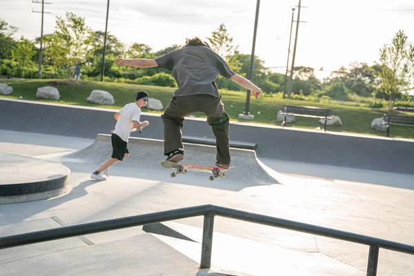 Práctica Patinadores Detroit Skate Park Michigan Estados Unidos Agosto 2020 —  Fotos de Stock