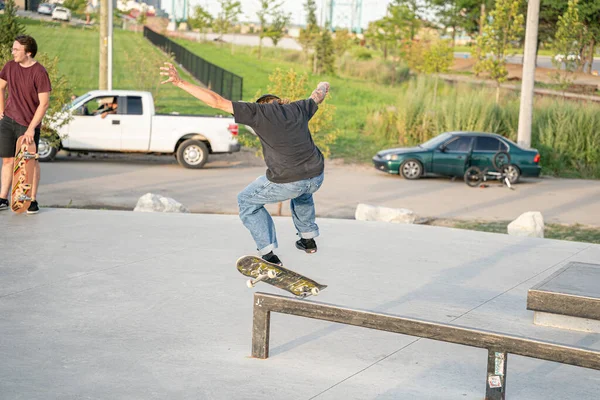 Skaters Practice Detroit Skate Park Michigan August 2020 — 스톡 사진