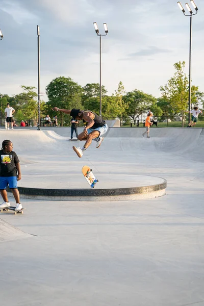 Skaters Practice Detroit Skate Park Michigan August 2020 — 스톡 사진