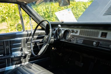 24. Geleneksel Rıhtım Otomobili Fuarı 9-21-2020 'de Amerika Vintage Motor Otomobil Kulübü tarafından sunuluyor.