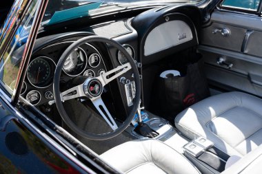 24. Geleneksel Rıhtım Otomobili Fuarı 9-21-2020 'de Amerika Vintage Motor Otomobil Kulübü tarafından sunuluyor.