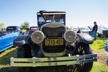 24. Geleneksel Rıhtım Otomobili Fuarı 9-21-2020 'de Amerika Vintage Motor Otomobil Kulübü tarafından sunuluyor.