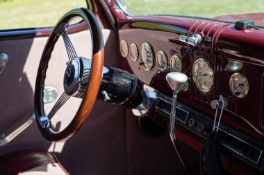 24. Geleneksel Rıhtım Otomobili Fuarı 9-21-2020 'de Amerika Vintage Motor Otomobil Kulübü tarafından sunuluyor.