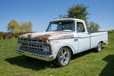 24. Geleneksel Rıhtım Otomobili Fuarı 9-21-2020 'de Amerika Vintage Motor Otomobil Kulübü tarafından sunuluyor.