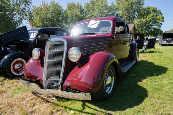 24E Jaarlijkse Waterfront Car Show Gepresenteerd Door Vintage Motor Car — Stockfoto