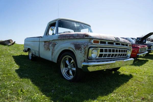 24E Jaarlijkse Waterfront Car Show Gepresenteerd Door Vintage Motor Car — Stockfoto