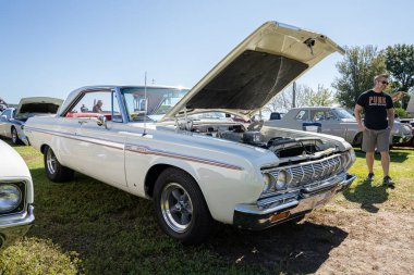 24. Geleneksel Rıhtım Otomobili Fuarı 9-21-2020 'de Amerika Vintage Motor Otomobil Kulübü tarafından sunuluyor.