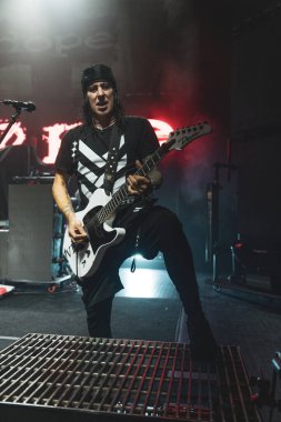 Uyuşturucu, 18 Eylül 2025 'te Detroit, Michigan' daki Fillmore 'da canlı seyircilerin önünde sahne alacak.