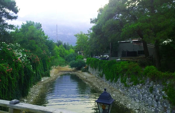 göl manzarası Türkiye'nin dağ ve deniz manzarası 