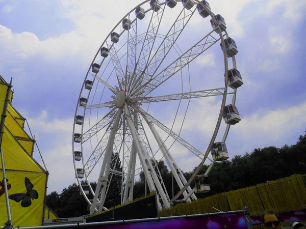 Riesenrad Antwerpen Centraal Bahnhof Oder Antwerp Central Riesenrad Füllt Den — Stockfoto