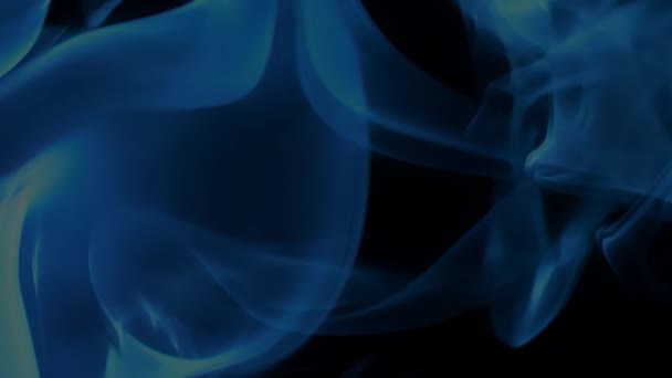 Humo Azul Nube Abstracta Fondo Negro — Vídeo de stock