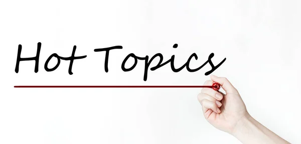 Hangi el yazısı olursa olsun Hot Topics siyah kalem