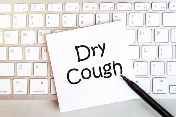 Piece Paper Text Dry Cough Keyboard White Background Black Felt — Stock Photo, Image