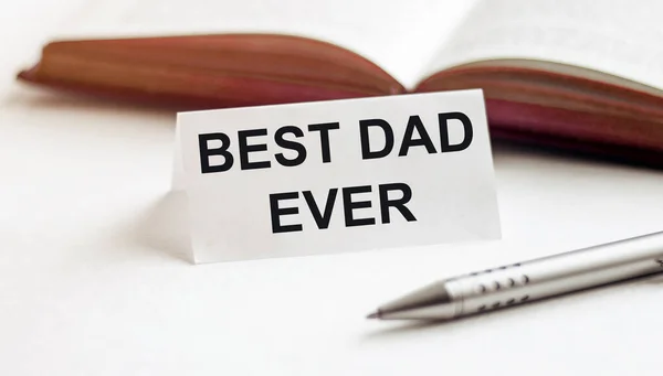 Pedaço Papel Com Texto Best Dad Ever Background Books Canetas — Fotografia de Stock