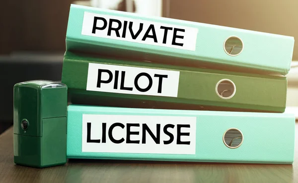Zöld Irodai Mappák Szöveges Ppl Private Pilot License Stock Kép