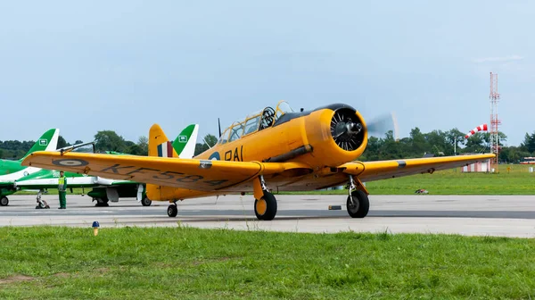 Harvard Iib Salon Aéronautique Lotos Gdynia Aerobaltic 2019 — Photo