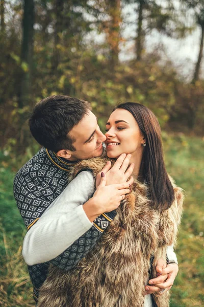 Pretty Young Couple Walking Together Forest — Stock Photo, Image