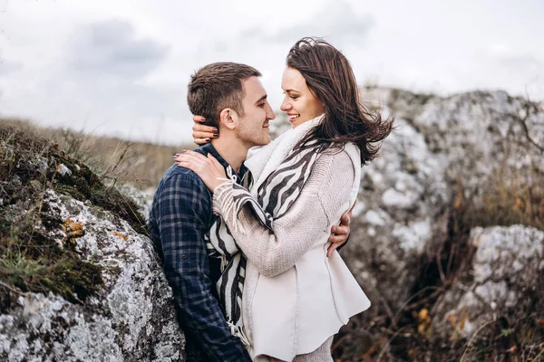 Couple Heureux Romantique Profiter Passer Temps Ensemble Plein Air — Photo