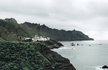 Manzara okyanus, tenerife, İspanya, Kanarya Adası ile dağların