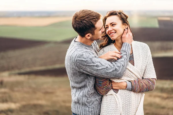 Romantic Pretty Couple Outdoor Enjoy Spending Time Together — Stock Photo, Image