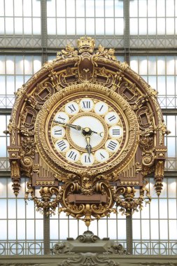 Muse d'Orsay büyük saat. Paris. 01.10.2011