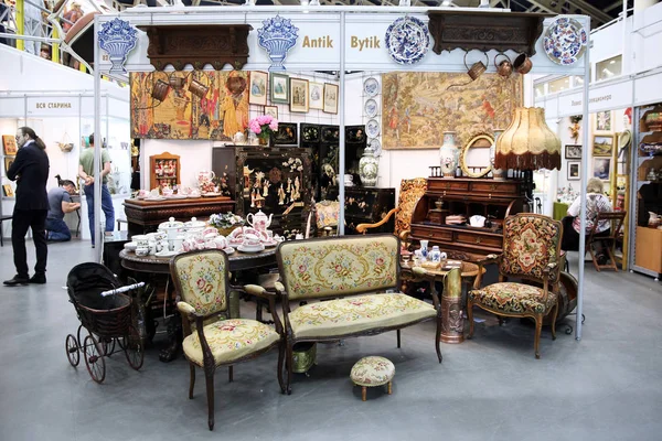 Exposition Objets Intérieur Anciens Est Offert Vente Marché Aux Puces — Photo