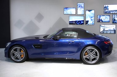 Yeni mavi Mercedes-Amg gt Moskova. Alışveriş Merkezi Vegas. 27.07.2018